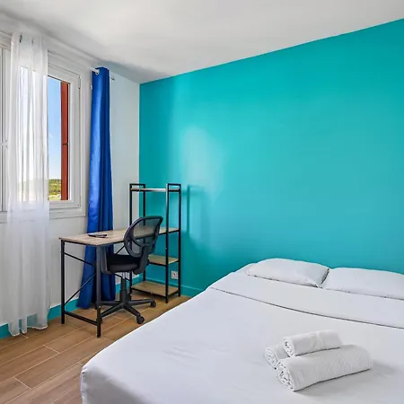 Chic With Parking * Mantes-la-Jolie