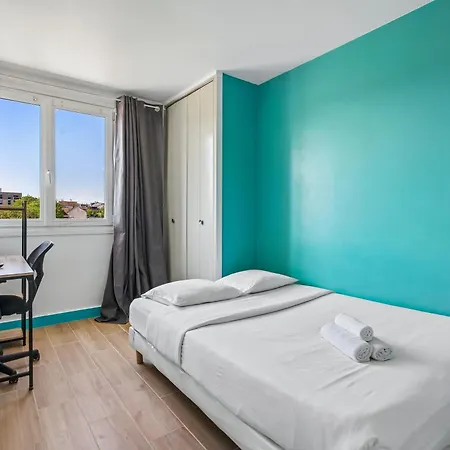 Chic With Parking * Mantes-la-Jolie