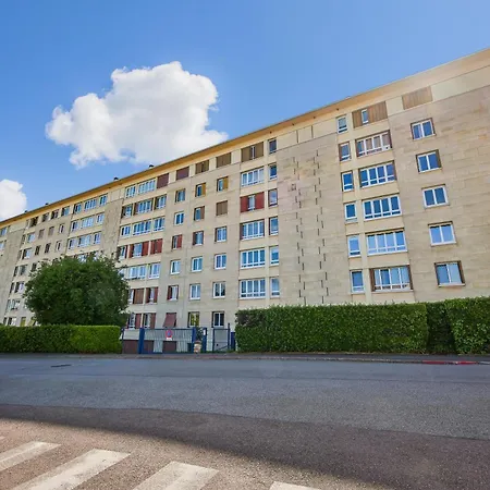 Chic With Parking Appartamento Mantes-la-Jolie